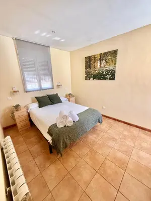 Cama o camas de una habitación en Apartamento Universidad-hospital