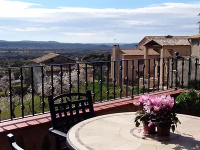 Un balcón o terraza de Apartamentos Casa Sanz