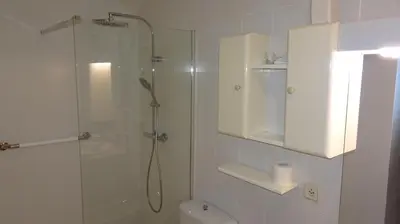 Un baño de Piso grande en el centro de Jaca con WIFI y garaje