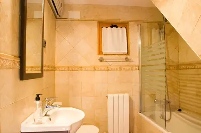 Un baño de El Castillo