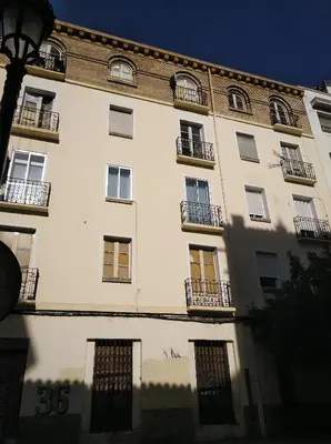 Edificio en el que se encuentra el apartamento