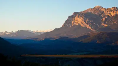 Paisaje cerca of this country house