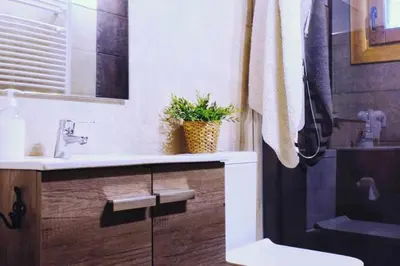 Un baño de Casa Albana Pirineos
