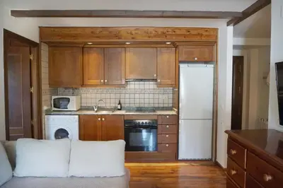 Una cocina o zona de cocina en Apartamento Centro Tahull Y Parking Gratis, El Rinconcito Rural