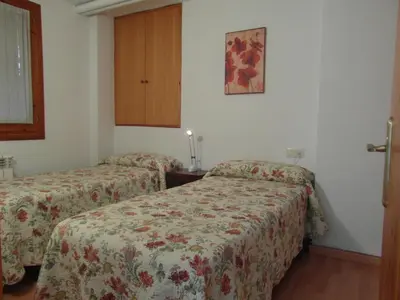 Cama o camas de una habitación en B14 - Edif Ribagorza 2º - Villmor