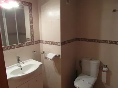 Un baño de B14 - Edif Ribagorza 2º - Villmor