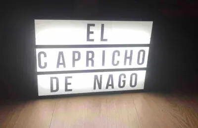 Certificado, premio, señal o documento que está expuesto en EL CAPRICHO de NAGORE - Lic UAT678