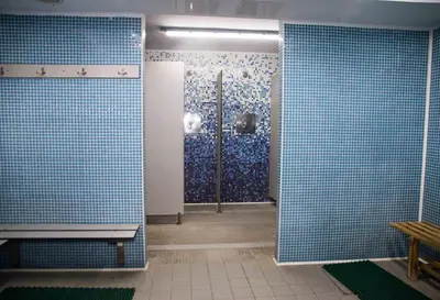 Un baño de Albergue de peregrinos San Cipriano
