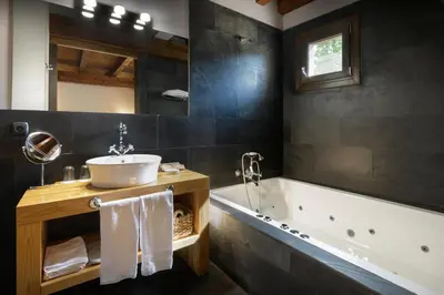 Un baño de Hotel Rural Iribarnia
