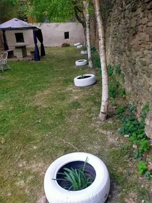 Jardín al aire libre en ALBERGUE CASA BAZTAN
