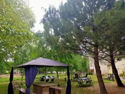 Jardín al aire libre en ALBERGUE CASA BAZTAN