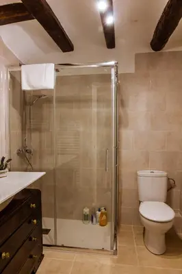 Un baño de Casa Tato Figuerola d'Orcau