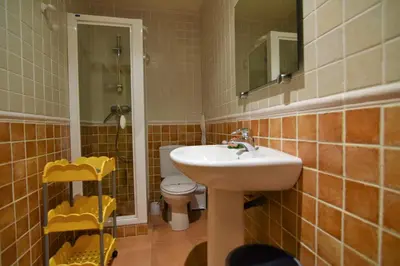 Un baño de Apartamentos L´Era de Baix