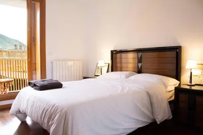 Plano de Chalet en urbanización, ideal para esquí