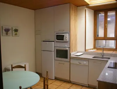 Una cocina o zona de cocina en Apartmento AZKOITI