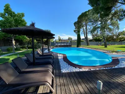 Piscina en o cerca de VILLA SA CALMA