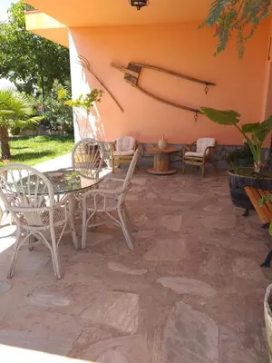 Un patio o zona al aire libre en CASA el NOGAL