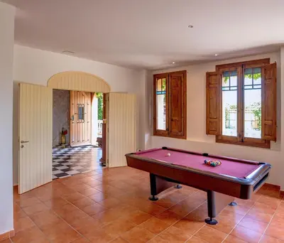 Mesa de billar en Finca Almenara de Copau
