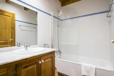 Un baño de Luderna - Apartamento Orri A2