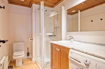 Un baño de Luderna - Apartamento Val de Ruda A9 Peülla