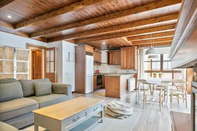 Una cocina o zona de cocina en Luderna - Apartamento Val de Ruda B1 Morèdo