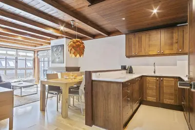 Una cocina o zona de cocina en Luderna - Apartamento Val de Ruda B14 Paulet