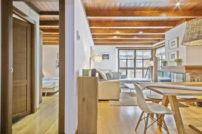 Zona de estar de Luderna - Apartamento Val de Ruda B15 Baretja