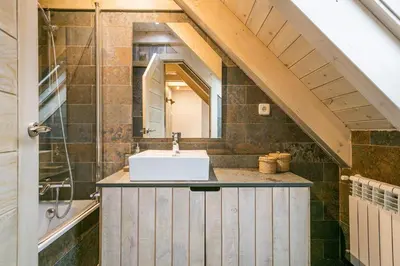 Un baño de Luderna - Tríplex Tuc dera Salana