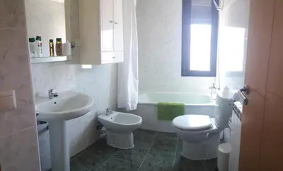 Un baño de El Descanso