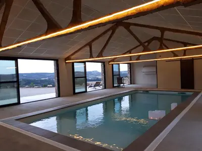 Piscina en o cerca de Casa Rural els Esclopets