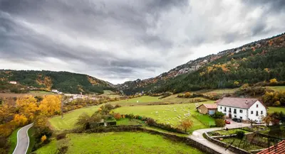 Paisaje cerca of this country house