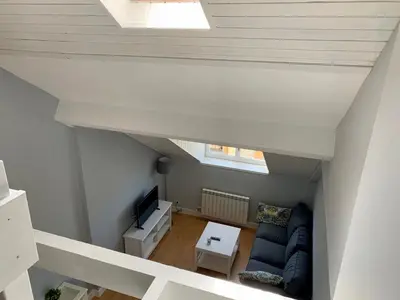 Una televisión o centro de entretenimiento en BPIRINEOS-Blest