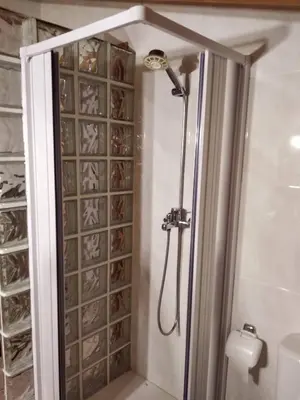 Un baño de CA TONI