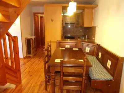 Una cocina o zona de cocina en B16 - Edif Ball Benás Dúplex - Villmor