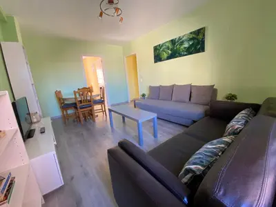 Zona de estar de Dos Torres Frodo - Parking privado gratis