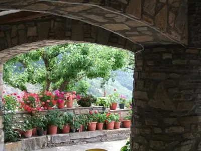 Jardín al aire libre en Apartamentos Arcos de Solana