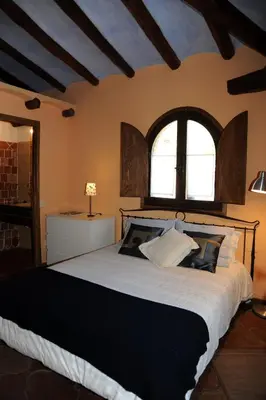 Cama o camas de una habitación en Albergue Rural de Guara