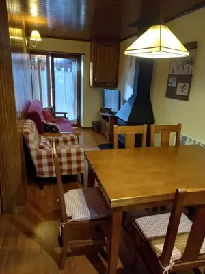 Zona de estar de Acogedor Apartamento 2 Habitaciones en Boí