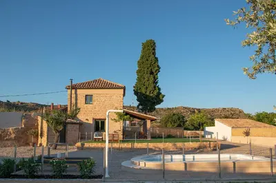 Piscina en o cerca de Casa Clotilde