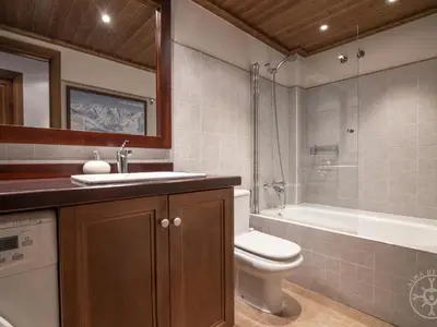 Un baño de ADELAIDA de Alma de Nieve