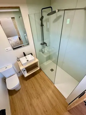 Un baño de Alojamientos La Alberca