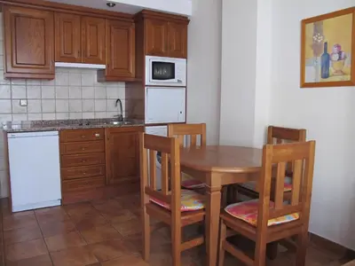Una cocina o zona de cocina en Apartamentos Casa Español