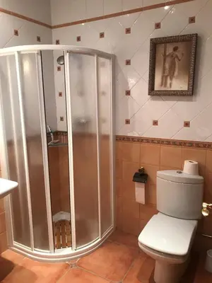 Un baño de LA DEVESA