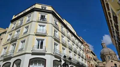 Edificio en el que se encuentra el apartamento