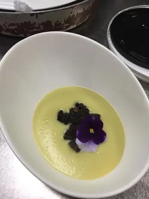 Comida en o cerca de este hostal o pensión