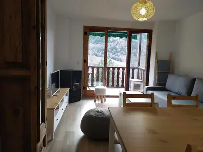Una televisión o centro de entretenimiento en Casa Calpurnia Cerler