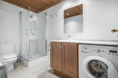Un baño de Esquiros by Totiaran