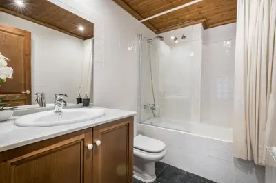 Un baño de Bonaigua by Totiaran