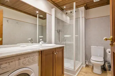 Un baño de Luderna - Apartamento Val de Ruda A34 de Comica