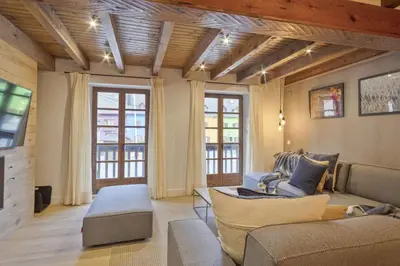 Una televisión o centro de entretenimiento en Luderna - Casa Pleta de Arties Pruedo